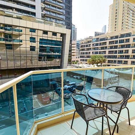 Luxury Escapes - Budget Studio With Balcony, Yacht Bay Marina Dubai Luaran gambar