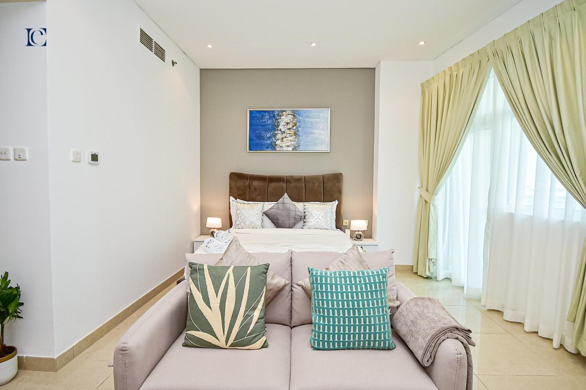 Luxury Escapes - Budget Studio With Balcony, Yacht Bay Marina Dubai Luaran gambar